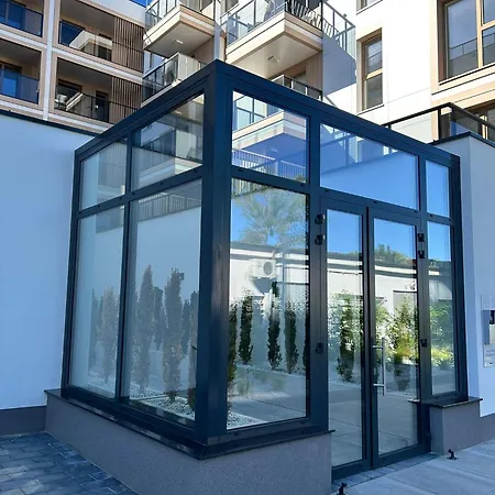 Apartment Plaza 41 *