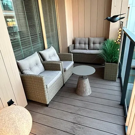 Plaza 41 Apartment